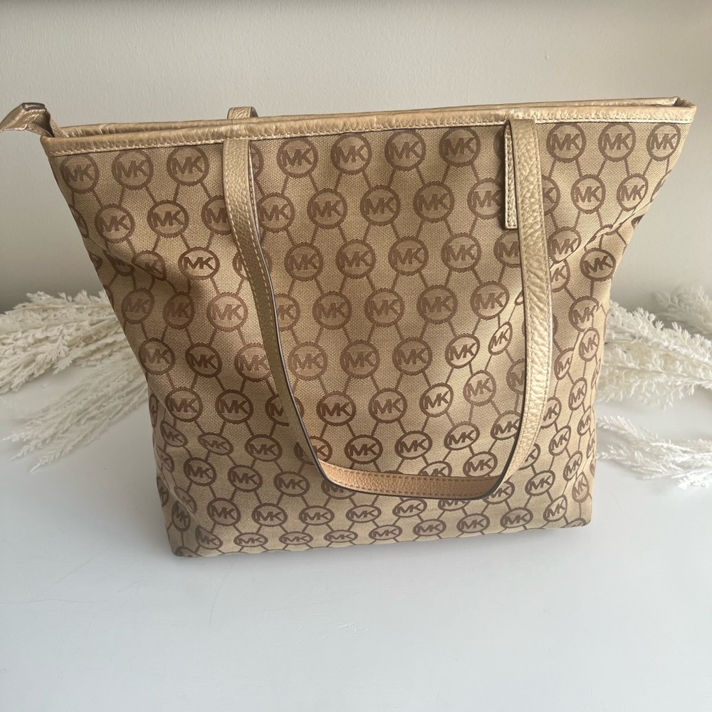 Michael Kors Logo Print Large Tote Bag